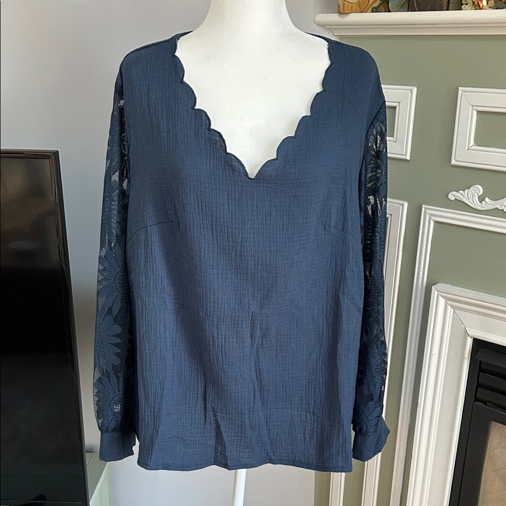 BloomChic Navy Lace Sleeve Blouse